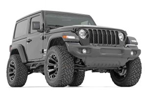 Jeep Wrangler Contoured Drop Steps - Rough Country - Drop step design - Textured Black - '18-'25